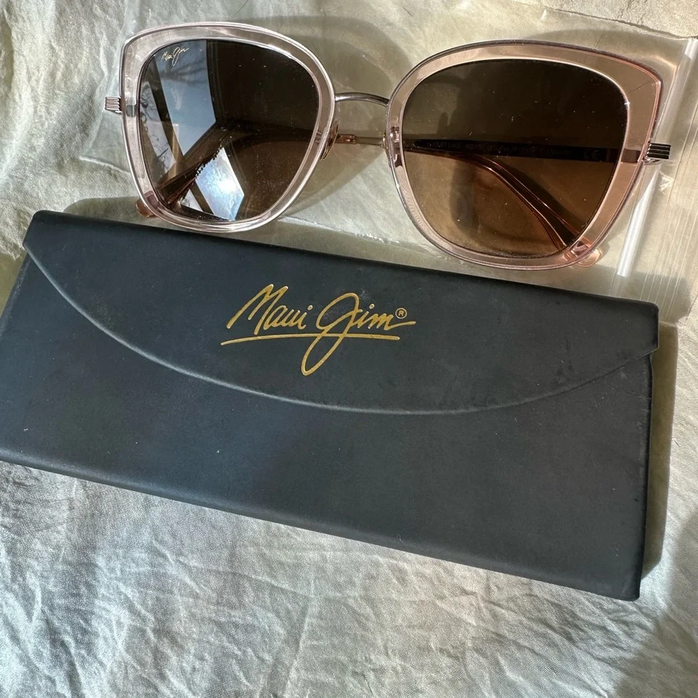 Maui Jim stylish women